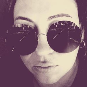 Meet your Posher, Dimitra